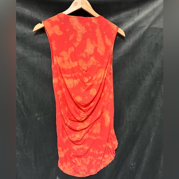 Bella Luxx Custom Bleached Dyed Tee. 🌵Small - Picture 5 of 6